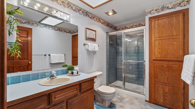 7203 N Sutherlin St, Spokane, WA 99208