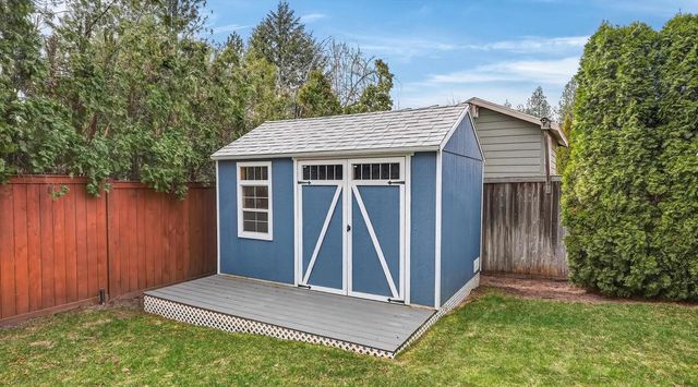 7203 N Sutherlin St, Spokane, WA 99208