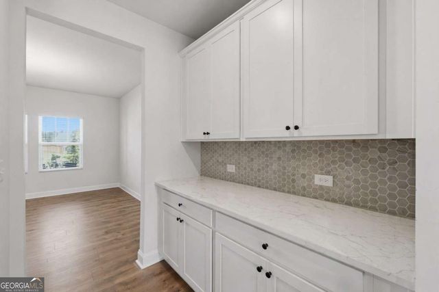 14 Ledgemont Way, Acworth, GA 30101
