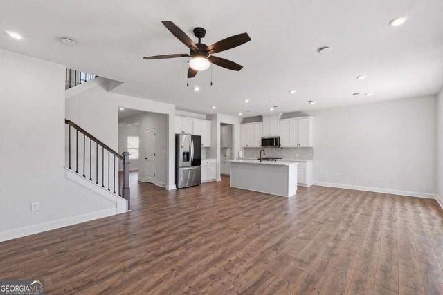 14 Ledgemont Way, Acworth, GA 30101