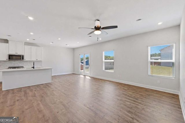 14 Ledgemont Way, Acworth, GA 30101