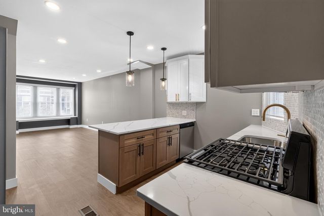 223 KENILWORTH AVE, Philadelphia, PA 19120