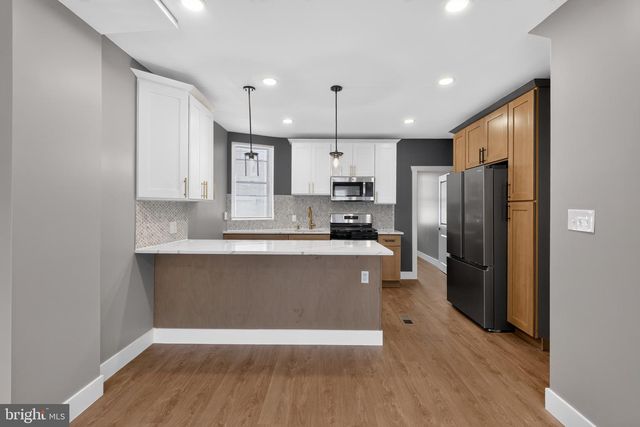 223 KENILWORTH AVE, Philadelphia, PA 19120