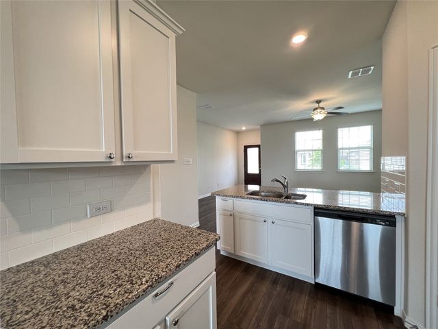 1511 Avery Pointe Drive, Anna, TX 75409