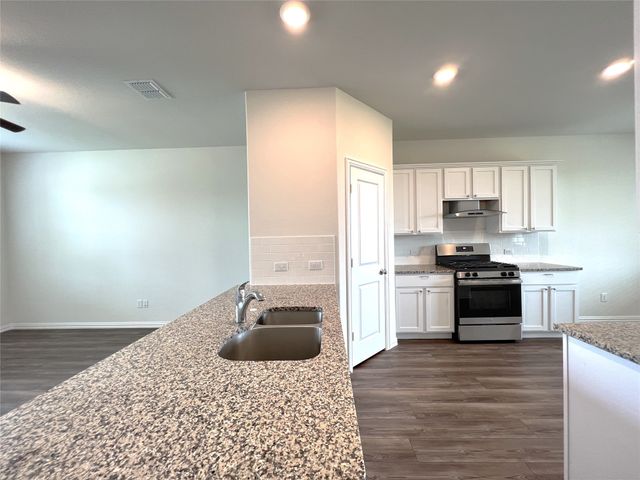 1511 Avery Pointe Drive, Anna, TX 75409