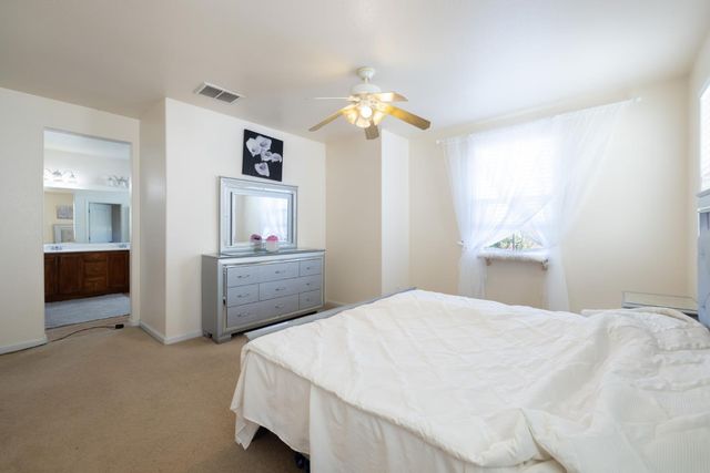 4945 Kokomo Dr, Sacramento, CA 95835