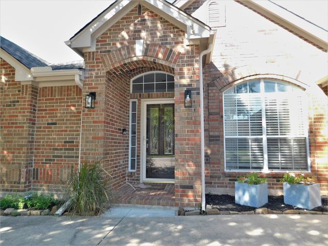 1119 Postwood Drive, Corinth, TX 76210