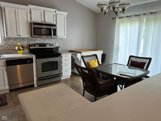 19576 Jena Drive, Noblesville, IN 46062