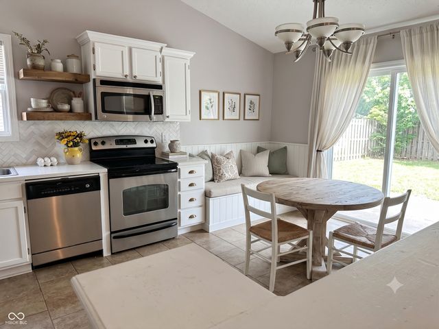 19576 Jena Drive, Noblesville, IN 46062