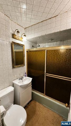 14 Madison Street, North Arlington, NJ 07031