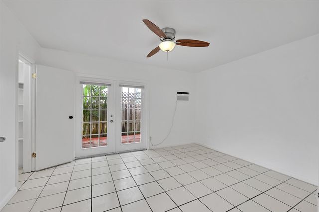 1021 NE 2nd St 3, Fort Lauderdale, FL 33301