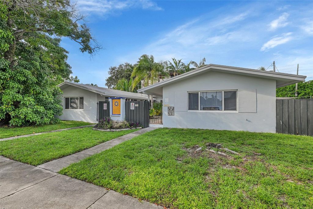 1021 NE 2nd St 3, Fort Lauderdale, FL 33301