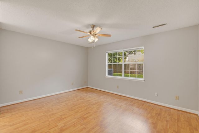 201 Smithfield Avenue, Summerville, SC 29485
