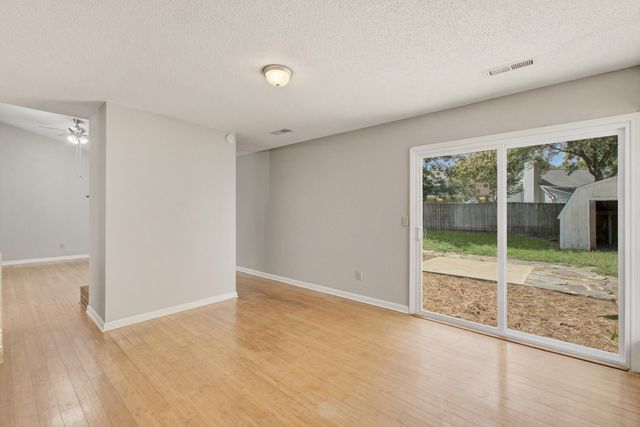 201 Smithfield Avenue, Summerville, SC 29485