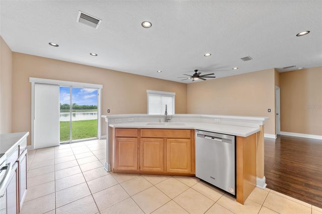 901 PARKER DEN DRIVE, Ruskin, FL 33570