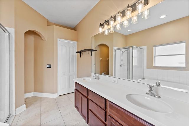 901 PARKER DEN DRIVE, Ruskin, FL 33570
