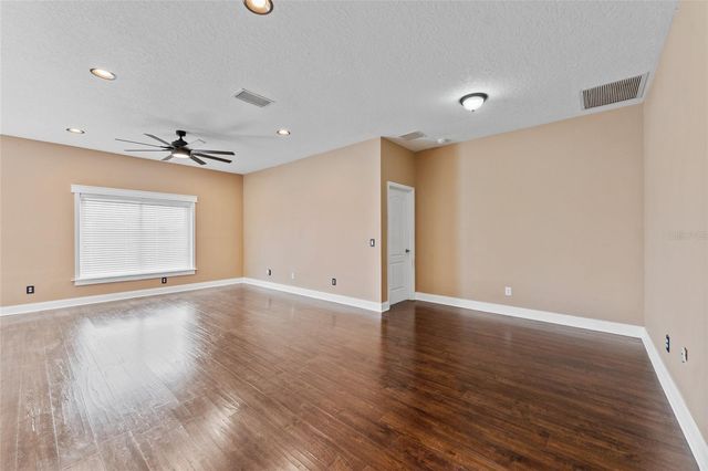 901 PARKER DEN DRIVE, Ruskin, FL 33570