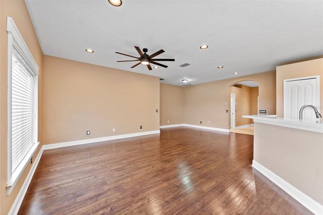 901 PARKER DEN DRIVE, Ruskin, FL 33570