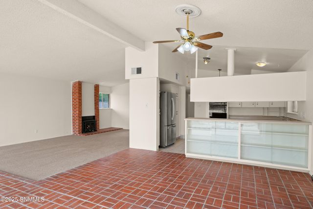 1635 Country Club Circle, Las Cruces, NM 88001