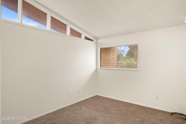 1635 Country Club Circle, Las Cruces, NM 88001