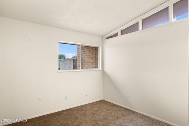 1635 Country Club Circle, Las Cruces, NM 88001