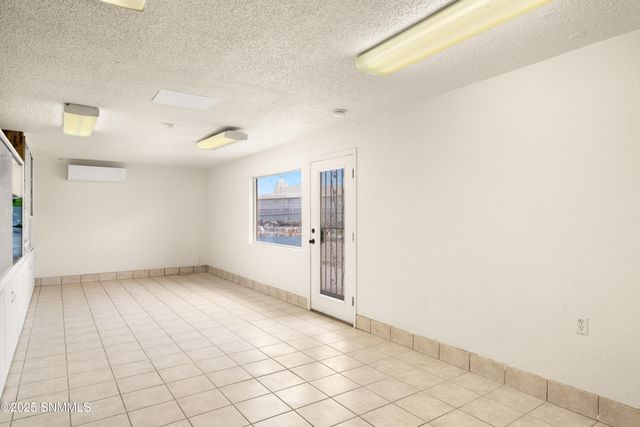 1635 Country Club Circle, Las Cruces, NM 88001