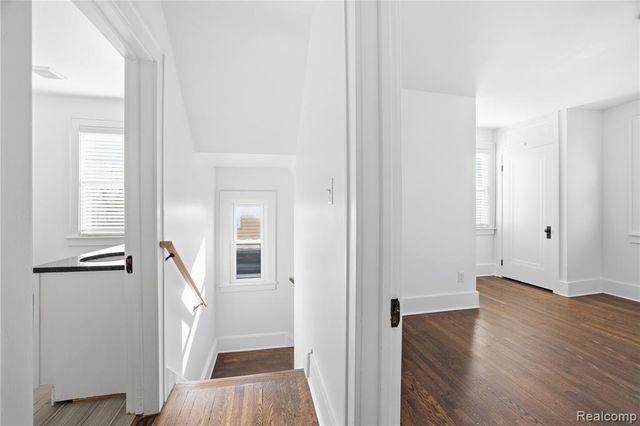 827 Longfellow Avenue, Royal Oak, MI 48067