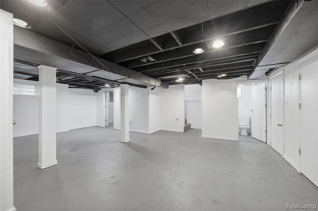 827 Longfellow Avenue, Royal Oak, MI 48067