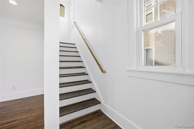 827 Longfellow Avenue, Royal Oak, MI 48067