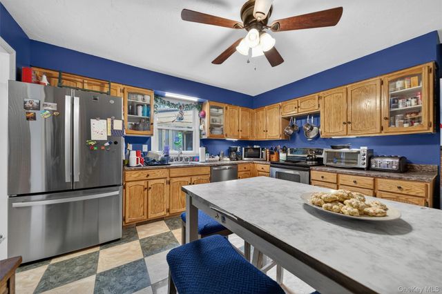 63 Hubshop Road, Chester, NY 10918