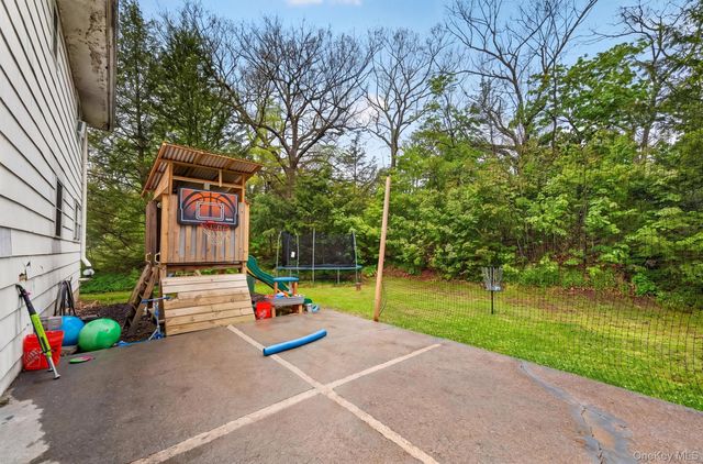 63 Hubshop Road, Chester, NY 10918