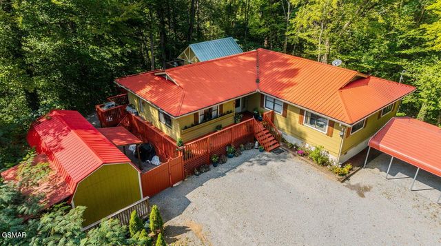 2136 Daisy Trail, Pigeon Forge, TN 37863