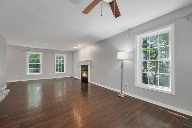 5 Boylston Avenue, Nashua, NH 03064