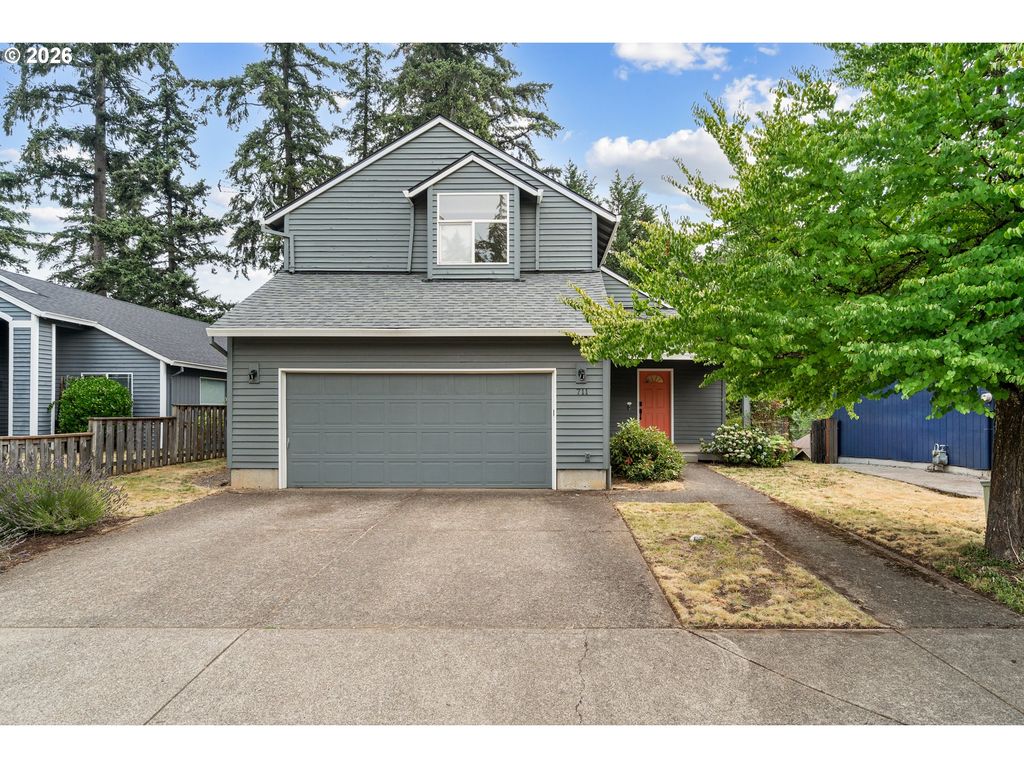 711 WARREN St, Oregon City, OR 97045