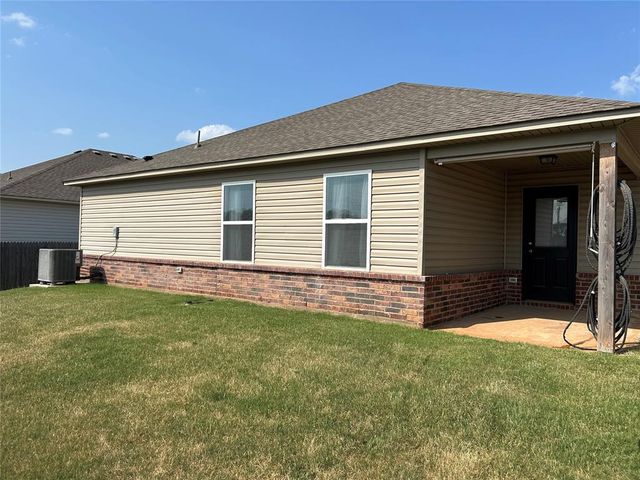 1312 Marble Terrace, Noble, OK 73068