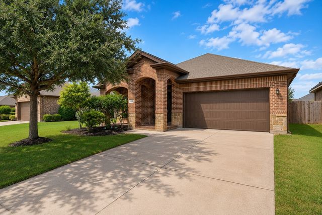 1232 Doe Meadow Drive, Fort Worth, TX 76028