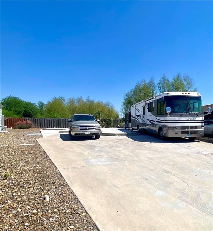 2514 E Bogey Drive, Mission, TX 78572