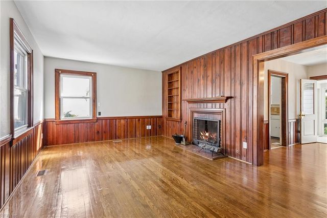 133 Wythe Crescent DR, Hampton, VA 23661