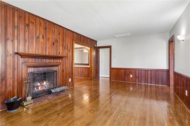 133 Wythe Crescent DR, Hampton, VA 23661