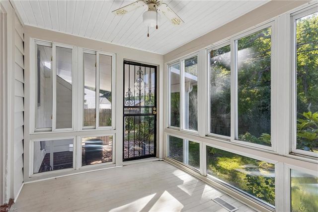 133 Wythe Crescent DR, Hampton, VA 23661