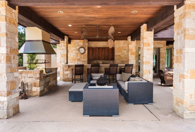 103 Bella Cima Drive, Austin, TX 78734