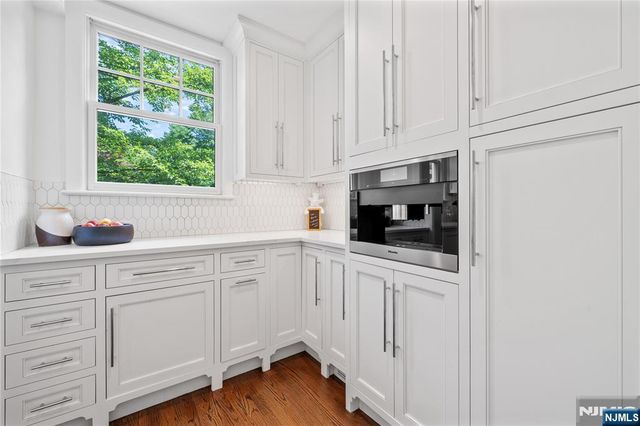 48 Edgemont Road, Montclair, NJ 07042