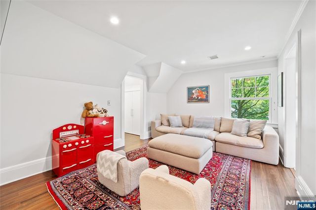 48 Edgemont Road, Montclair, NJ 07042