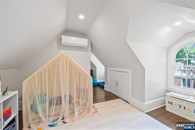 48 Edgemont Road, Montclair, NJ 07042