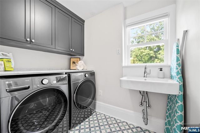 48 Edgemont Road, Montclair, NJ 07042