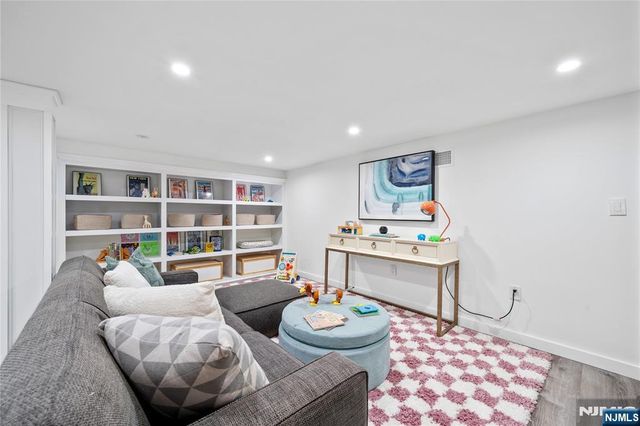 48 Edgemont Road, Montclair, NJ 07042