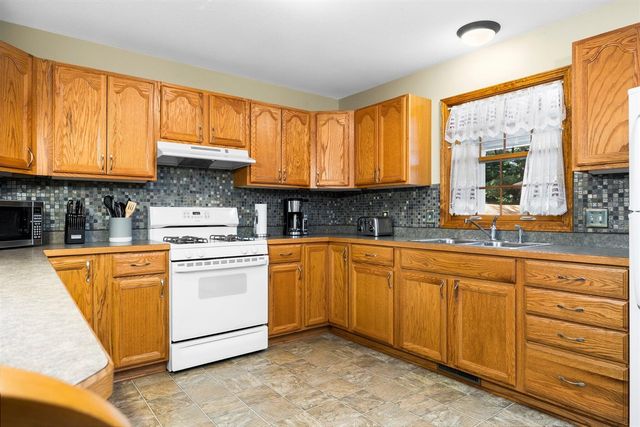 1724 N Ridge Road, Mears, MI 49436