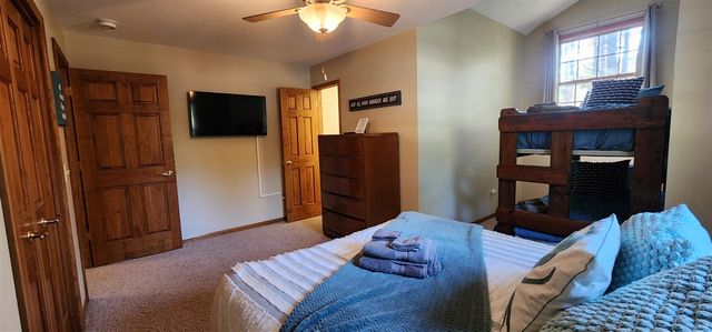 1724 N Ridge Road, Mears, MI 49436