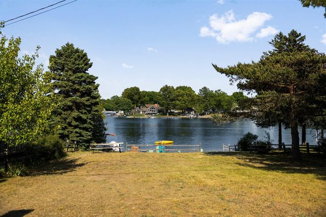 1724 N Ridge Road, Mears, MI 49436