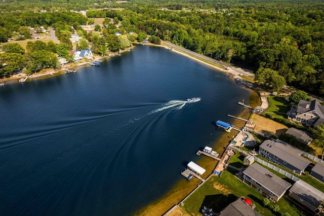 1724 N Ridge Road, Mears, MI 49436